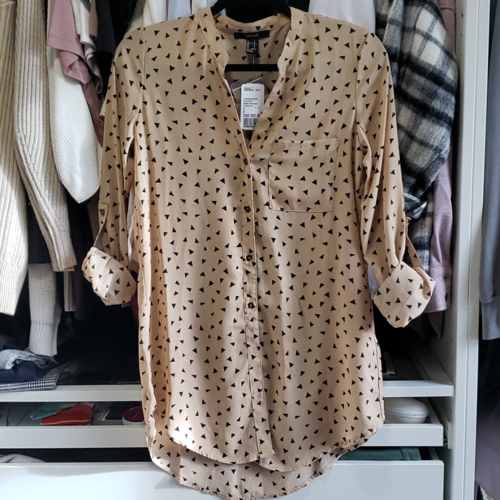 Printed button up top